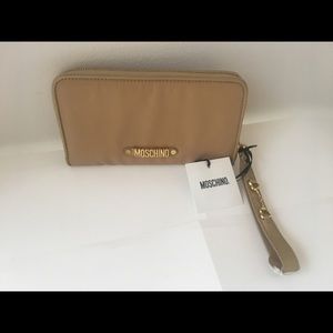 Moschino Wristlet Wallet New w/ Tags